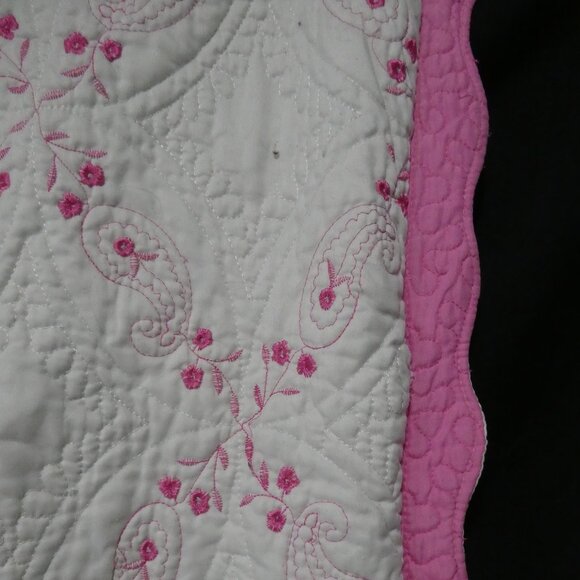 Set Of 2 Vintage Pink and White Floral Embroidered Pillow Covers & Blanket - Picture 8 of 16